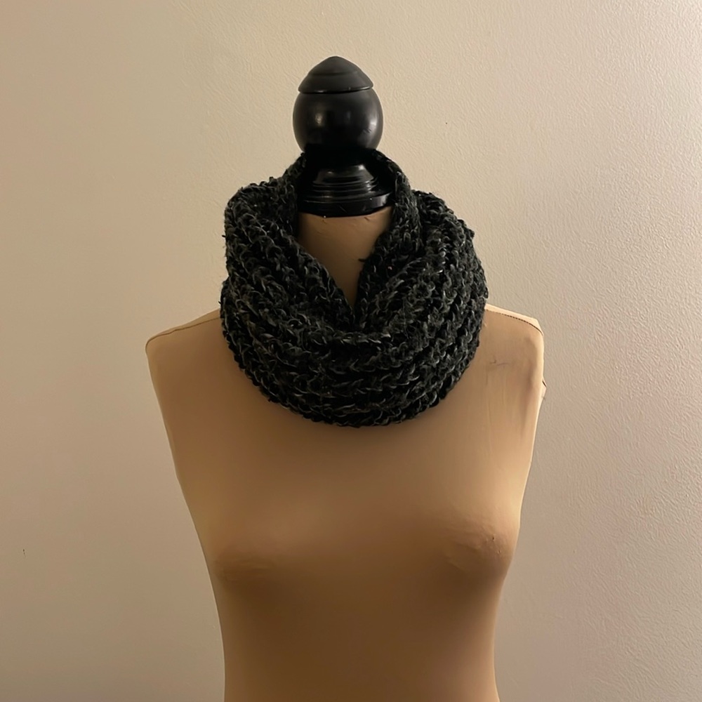 Infinity scarf